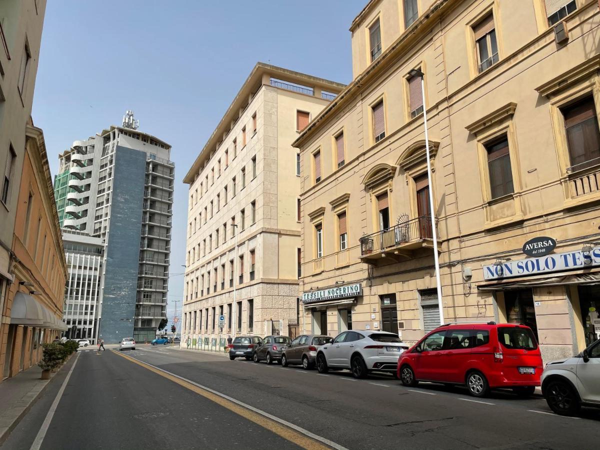 מלון Saturno House Cagliari Center מראה חיצוני תמונה
